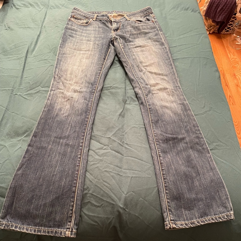 Like new blue jeans